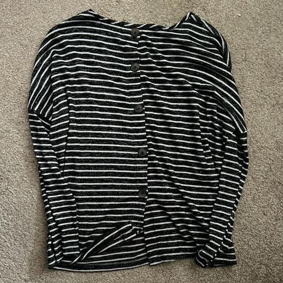 CJLA Striped Button Back Top - Picture 4 of 5
